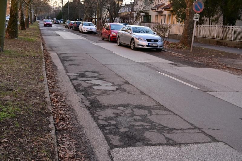 Ószőlő utca fejlesztése - sajtótájékoztató