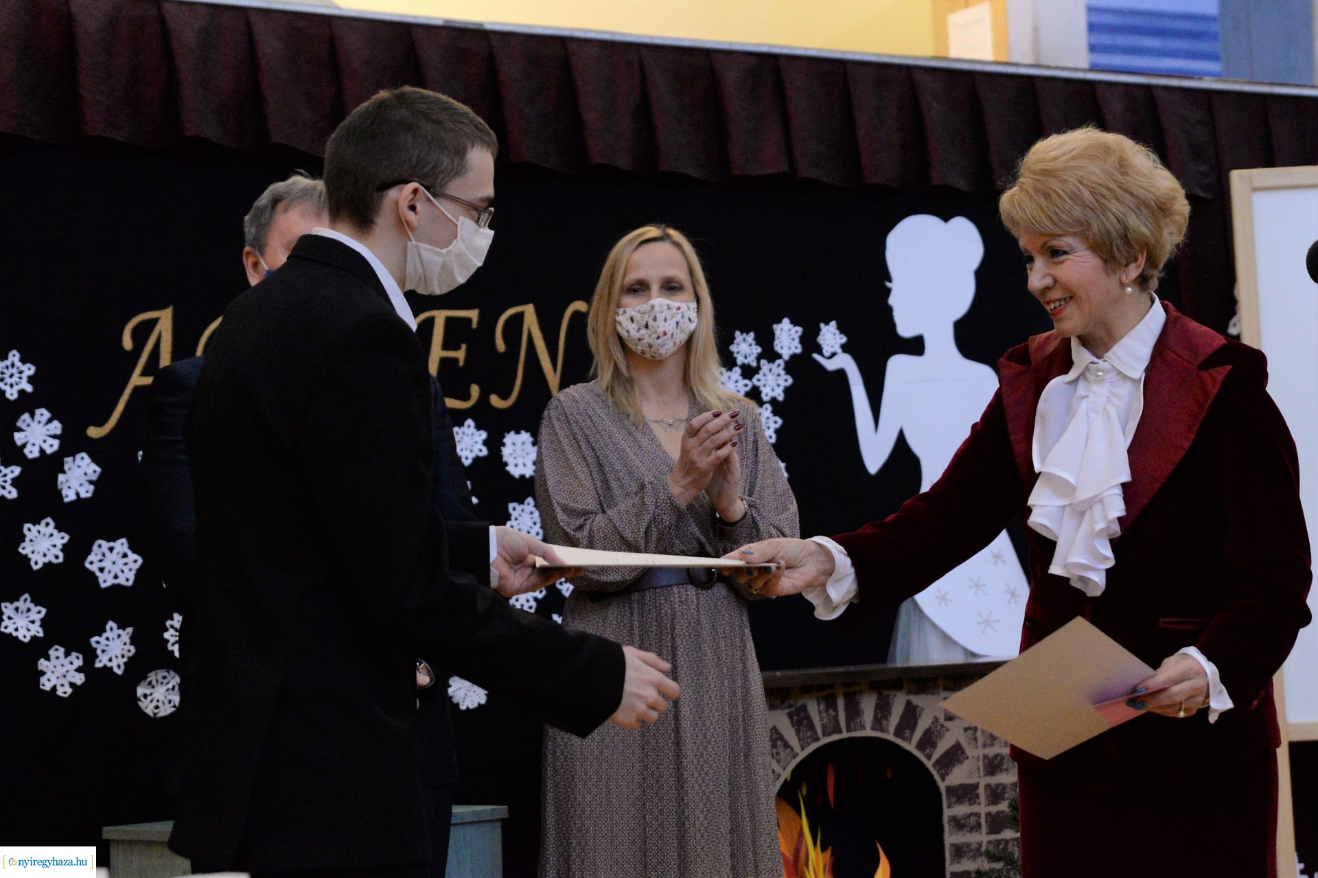 Ösztöndíj a szakmák legjobbjainak