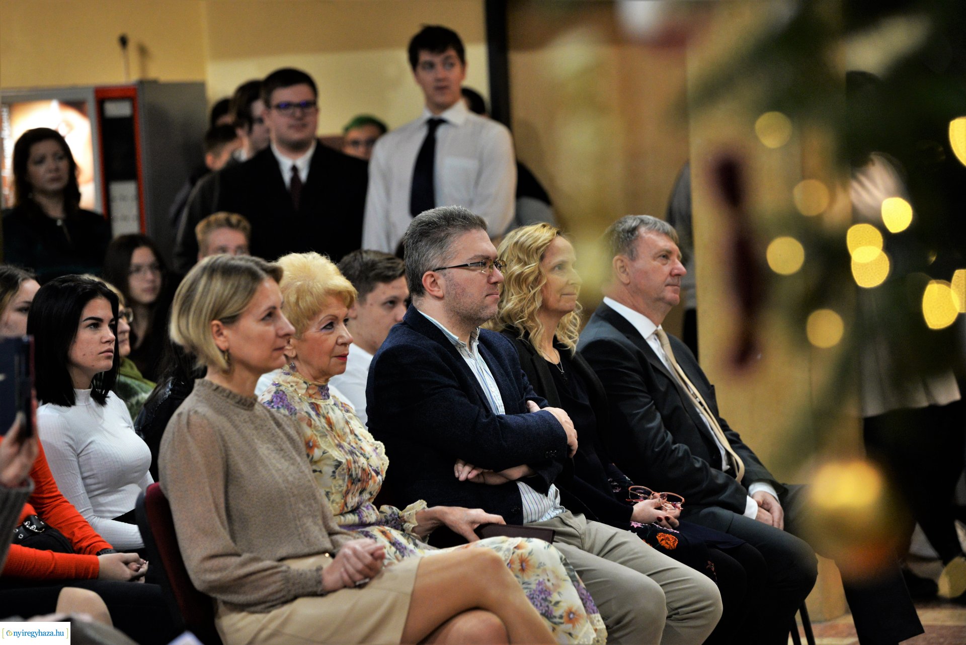 Ösztöndíjak kerültek a Wesselényi karácsonyfája alá