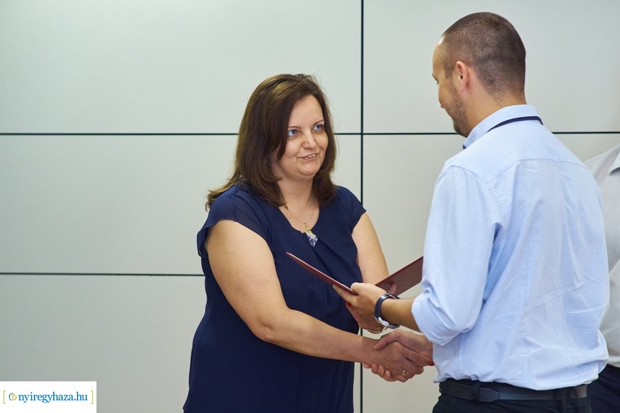 OTDK oklevél átadó az egyetemen