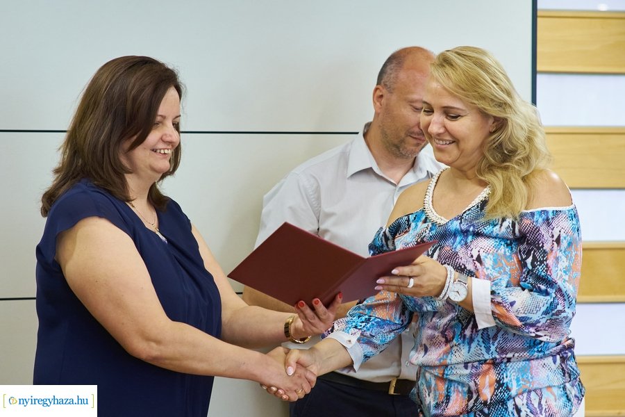 OTDK oklevél átadó az egyetemen