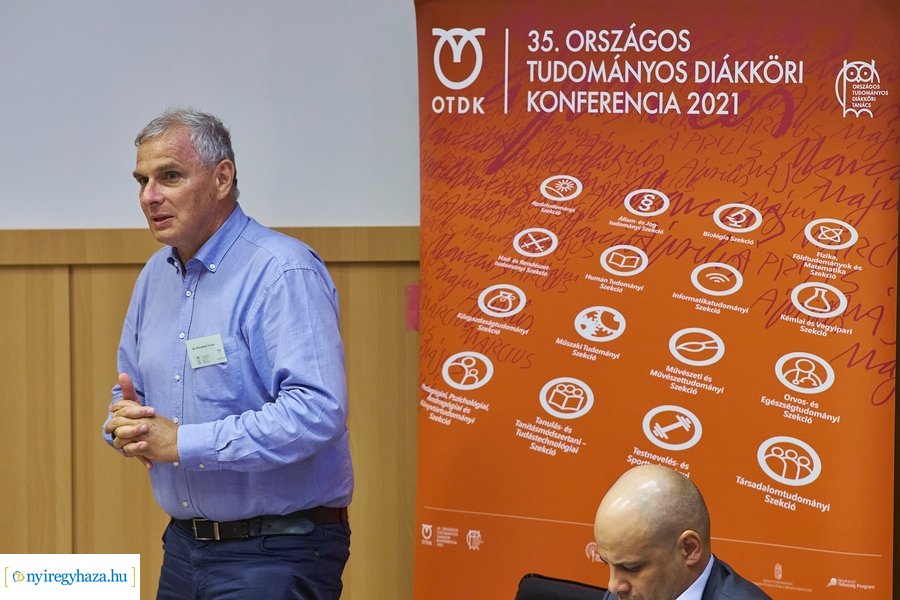 OTDK Plusz tudományos program az egyetemen
