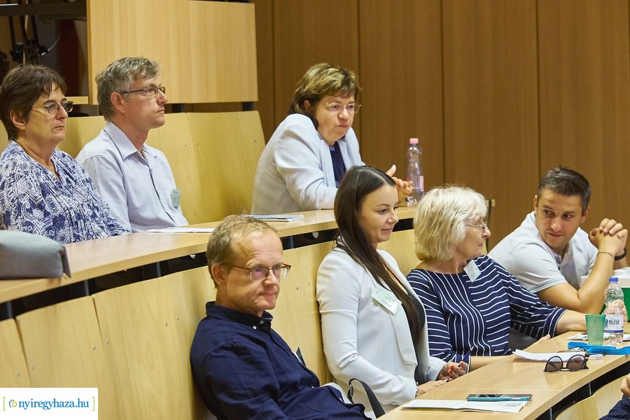 OTDK Plusz tudományos program az egyetemen