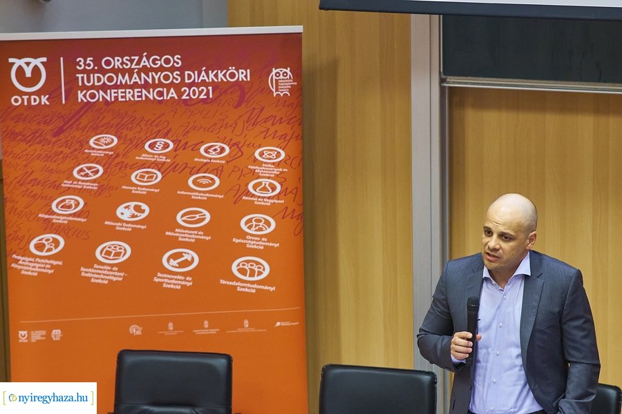 OTDK Plusz tudományos program az egyetemen