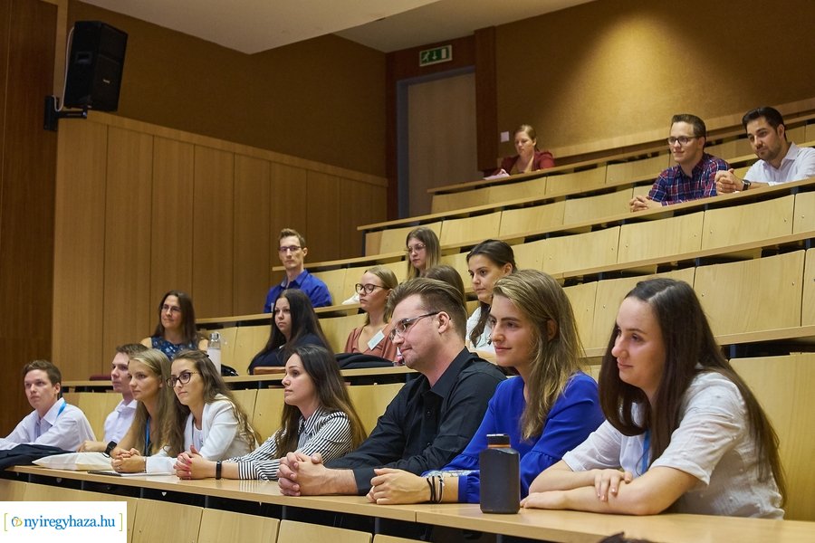 OTDK Plusz tudományos program az egyetemen