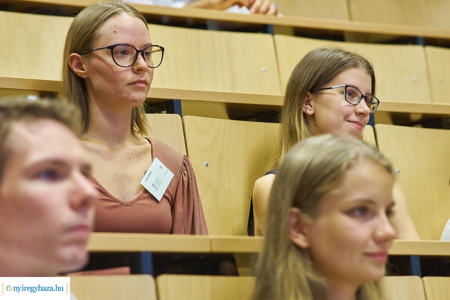 OTDK Plusz tudományos program az egyetemen