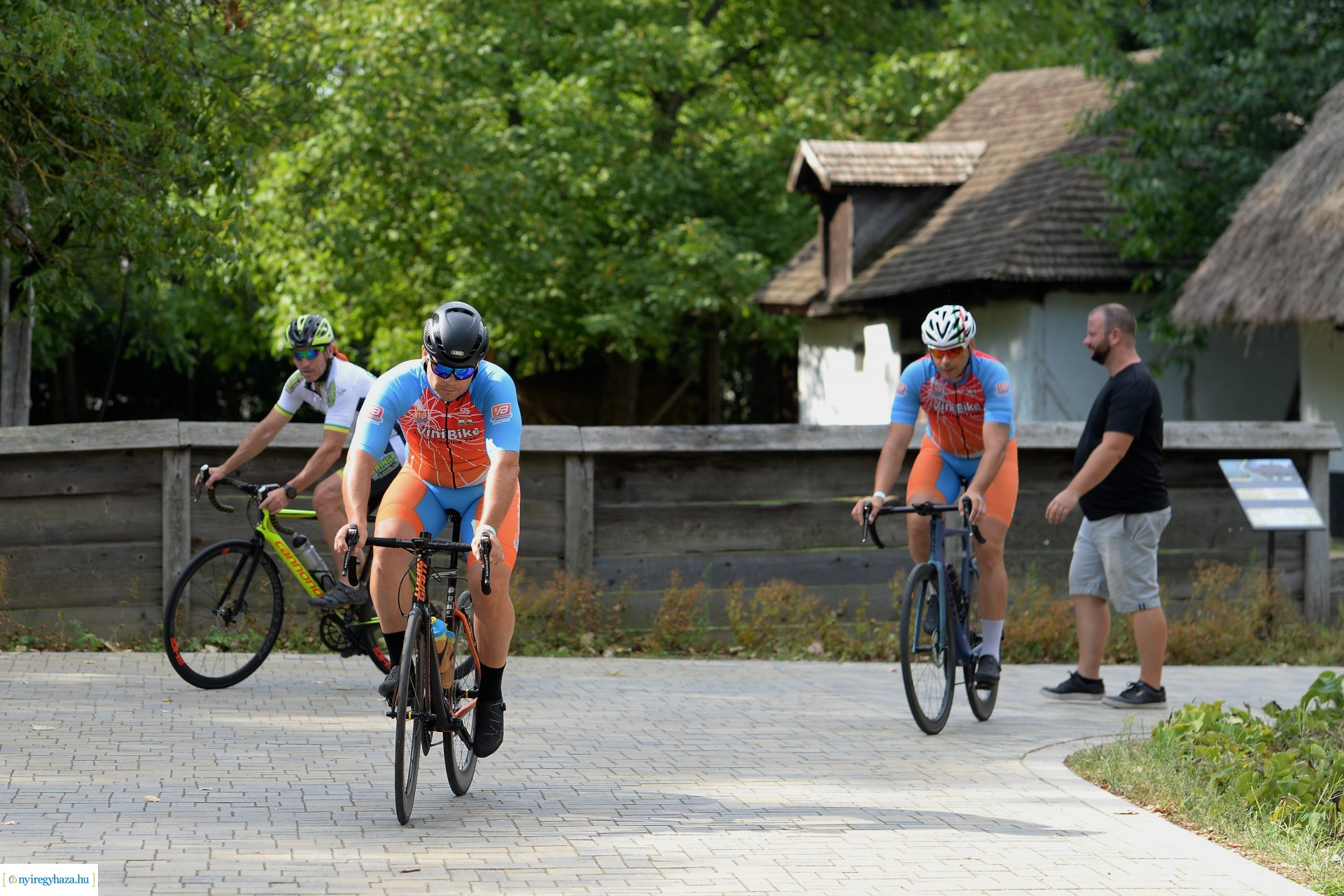 Otthonról haza - családi nap 