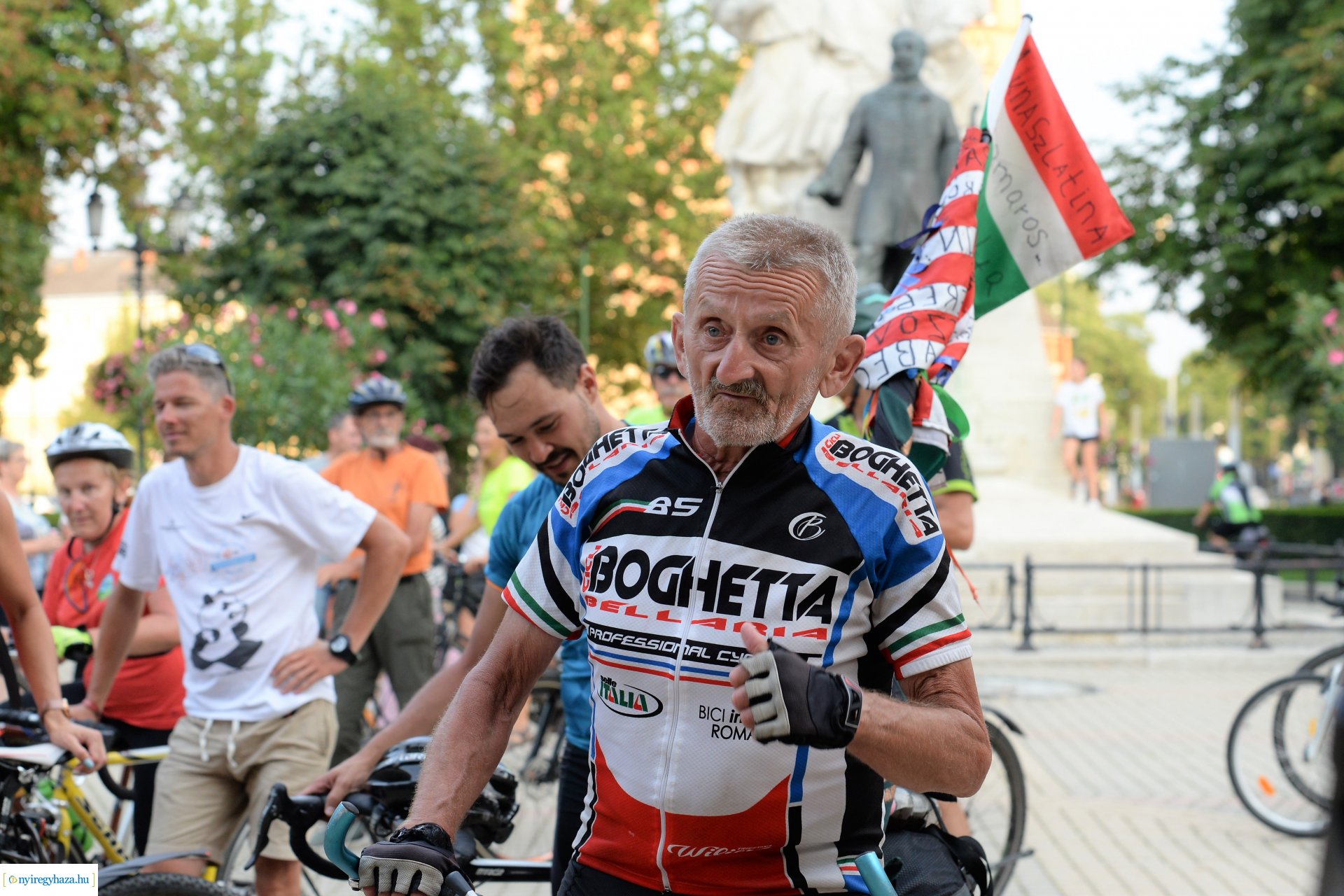 Otthonról haza - kerékpárosok érkeztek városunkba