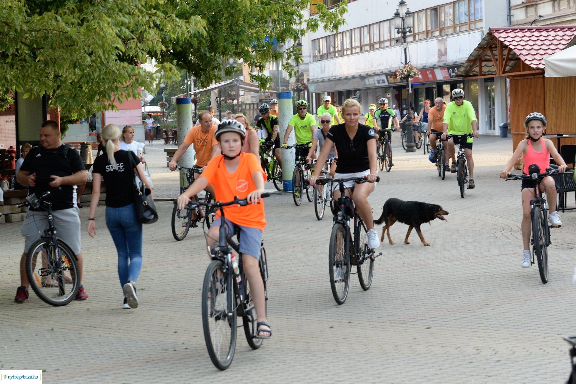 Otthonról haza - kerékpárosok érkeztek városunkba