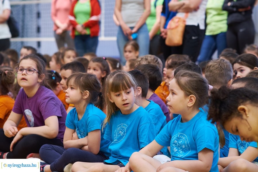 Ovi röpi a Bem iskolában