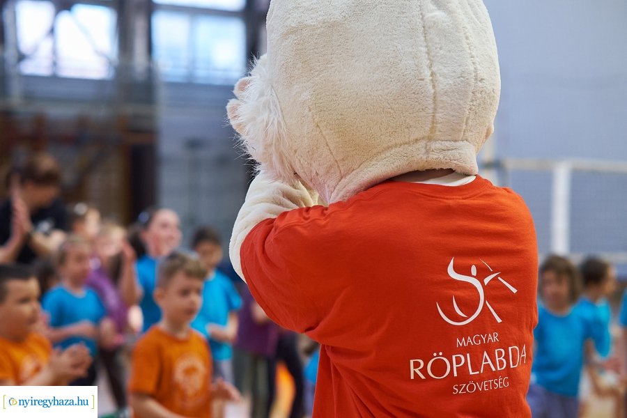 Ovi röpi a Bem iskolában