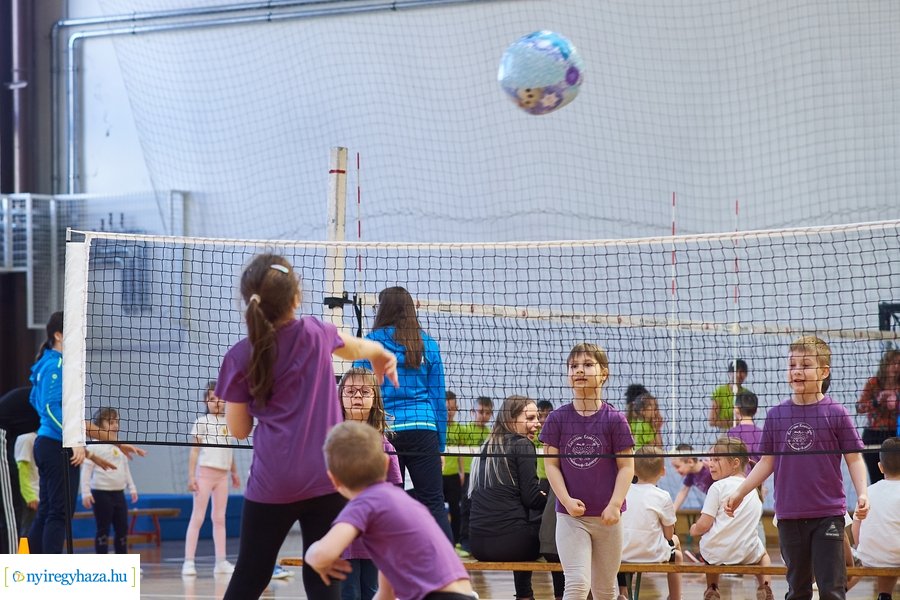 Ovi röpi a Bem iskolában