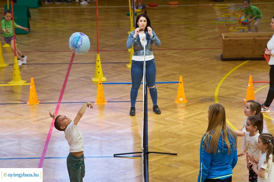 Ovi röpi a Bem iskolában