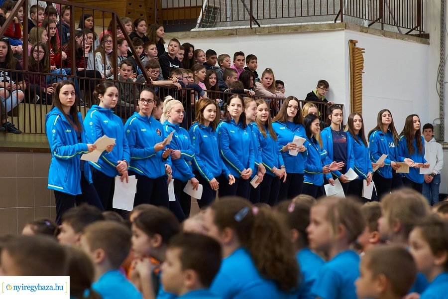 Ovi röpi a Bem iskolában