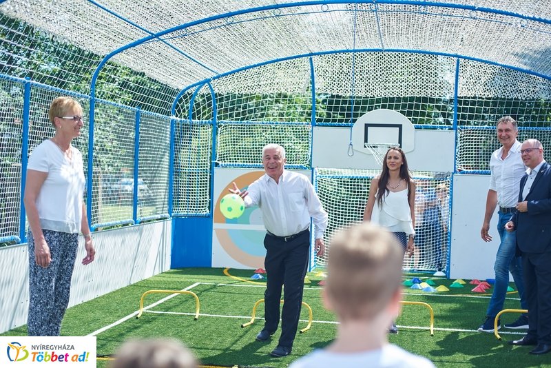 Ovi-sport pálya átadó