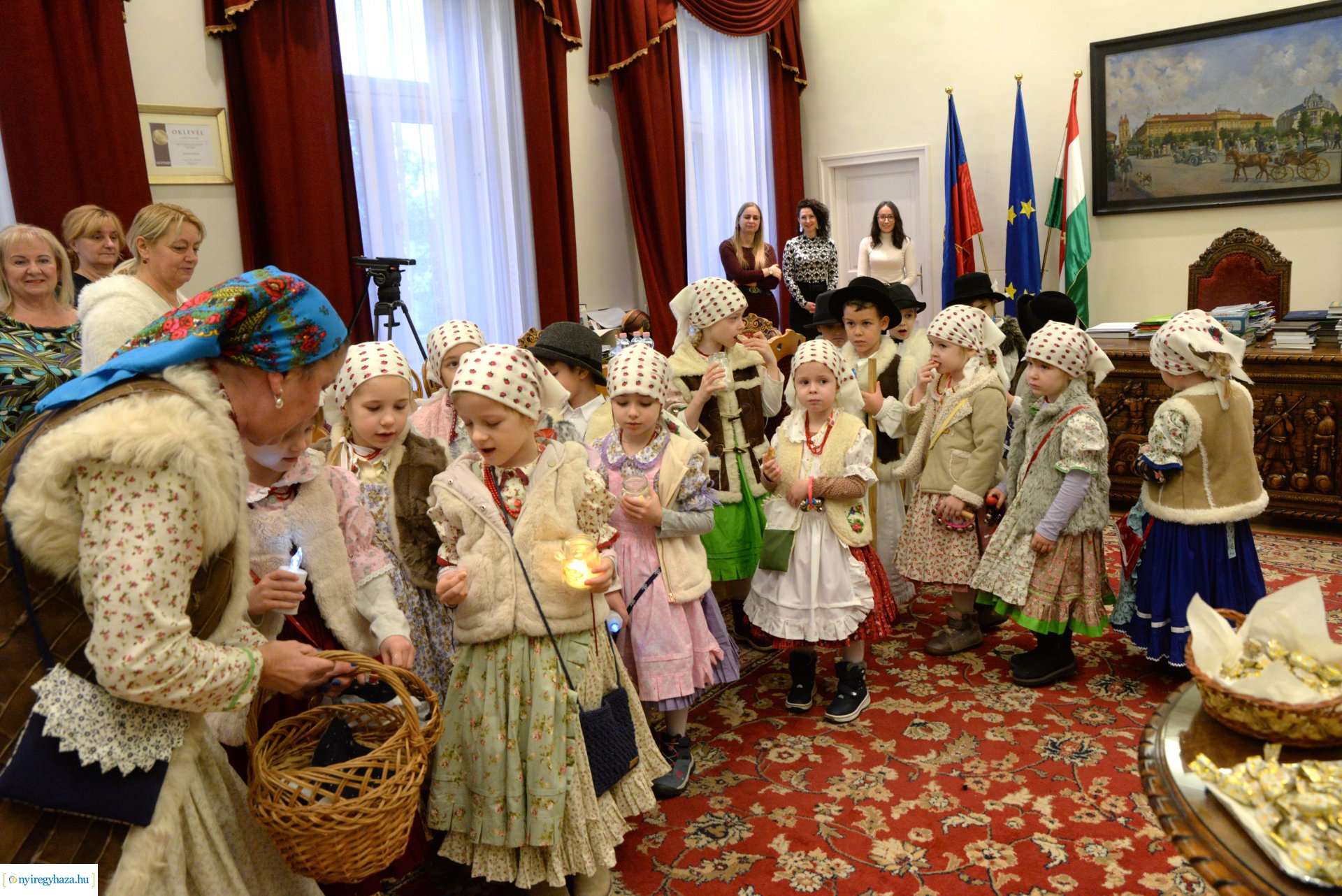 Óvodás vendégek jártak a Városházán