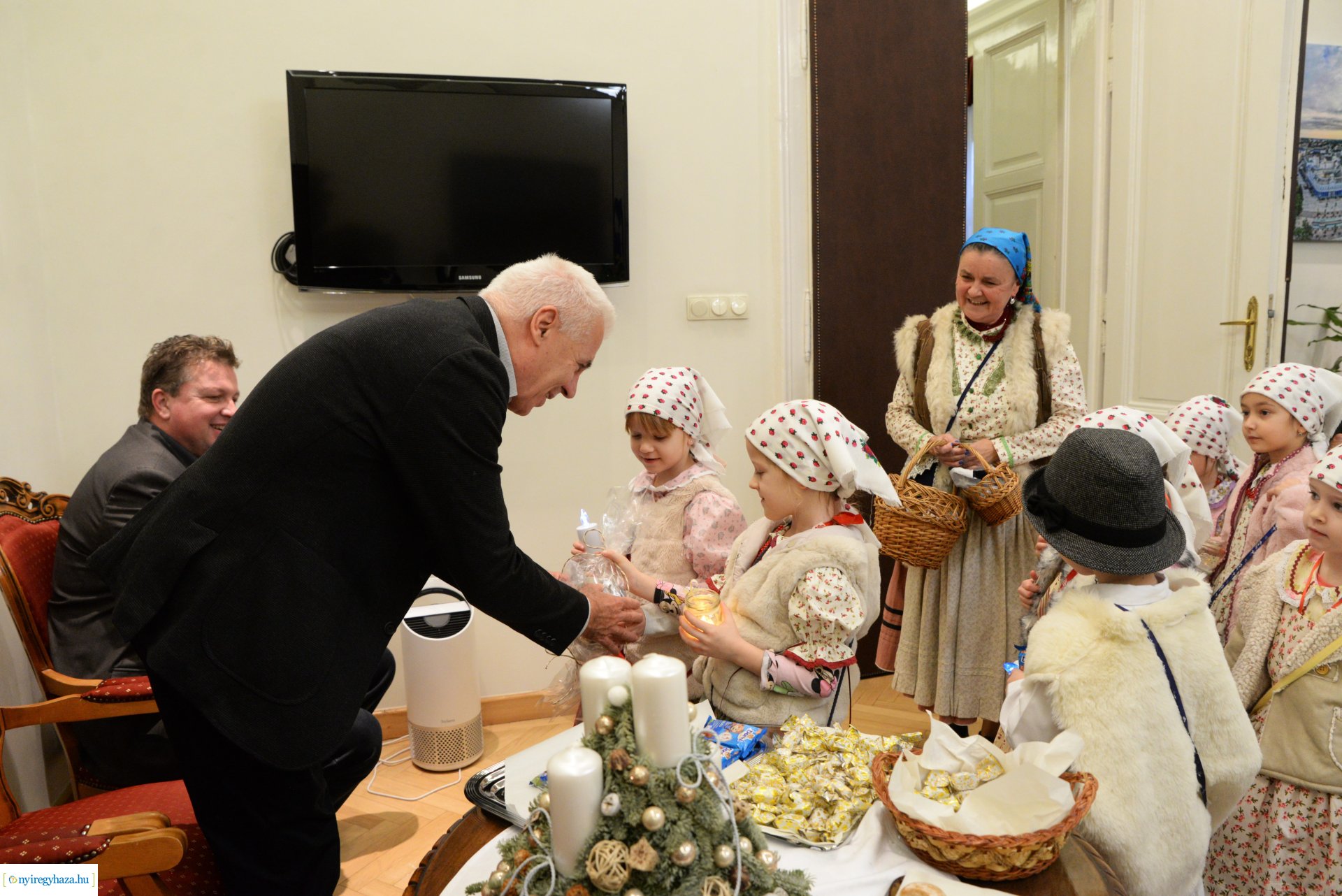 Óvodás vendégek jártak a Városházán