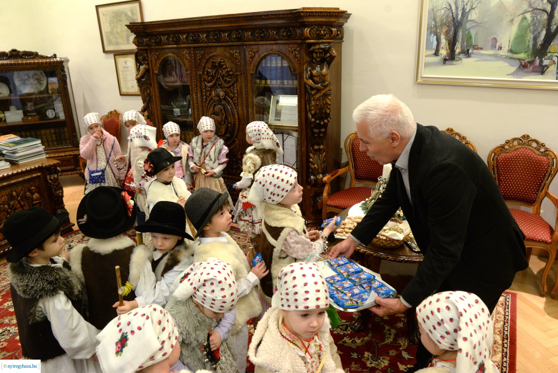 Óvodás vendégek jártak a Városházán