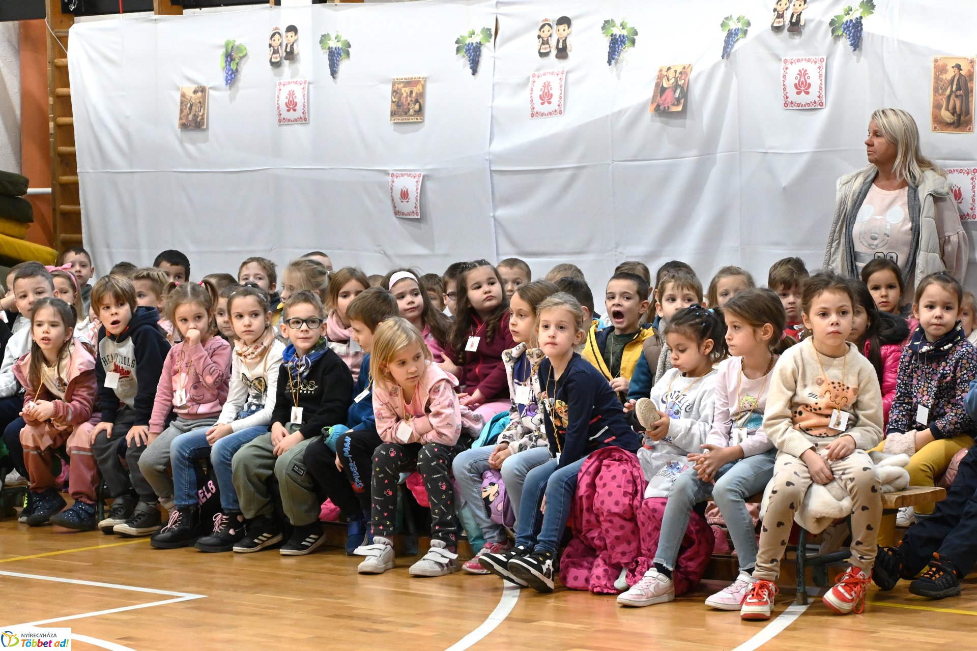 Óvodások népi hagyományokkal ismerkedtek a Kazinczy iskolában