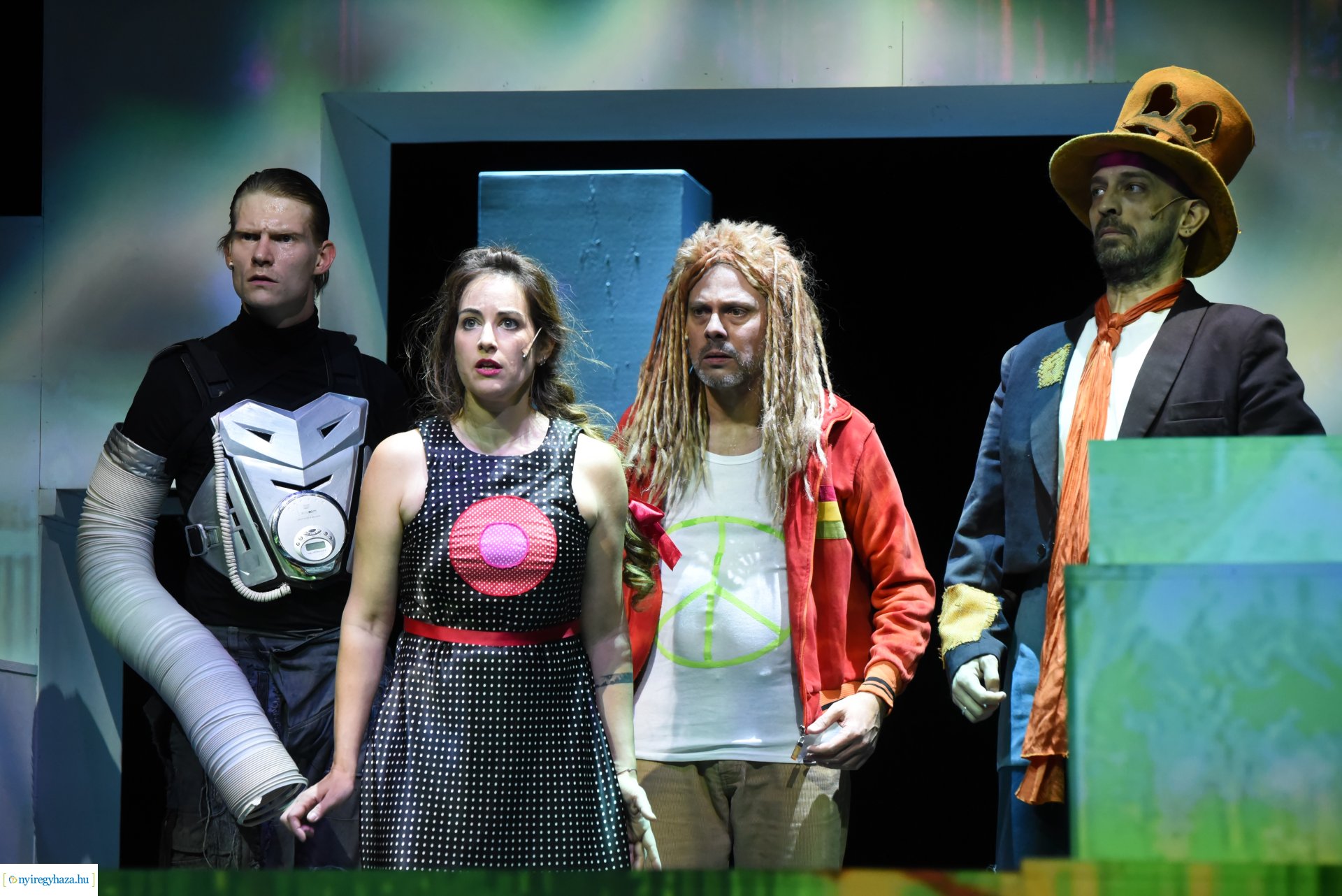 OZ, a nagy varázsló - bemutató a Móricz Zsigmond Színházban