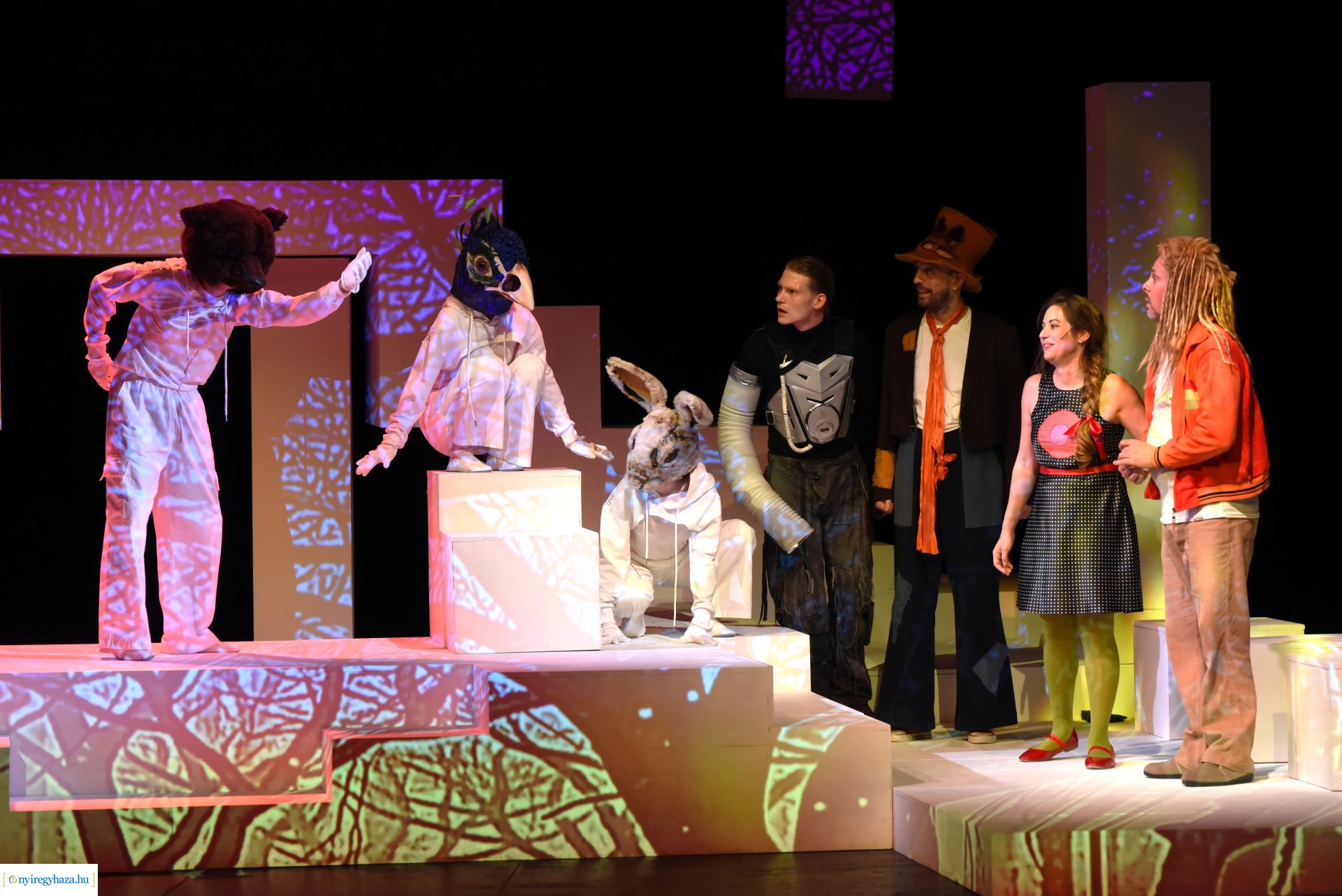 OZ, a nagy varázsló - bemutató a Móricz Zsigmond Színházban