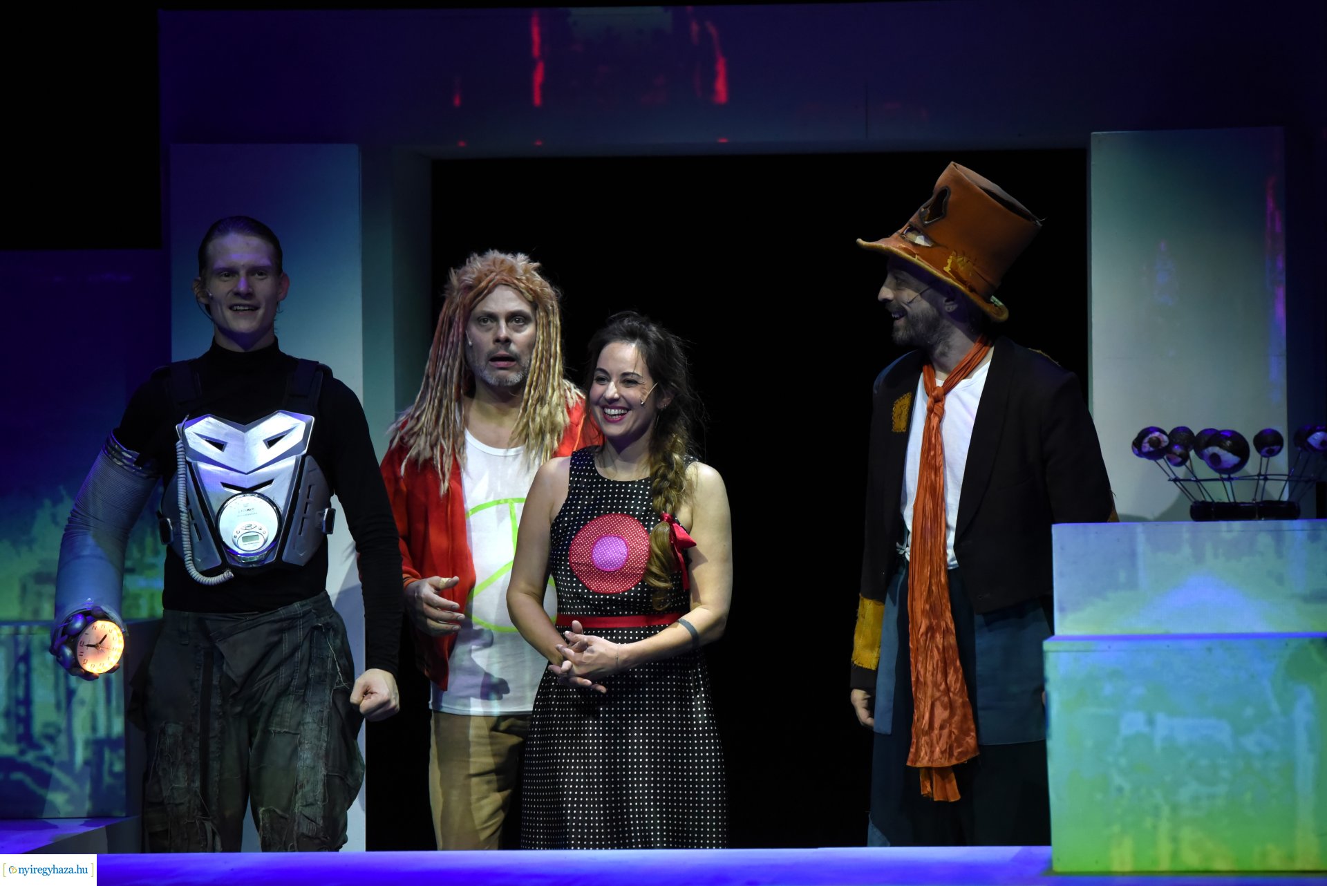 OZ, a nagy varázsló - bemutató a Móricz Zsigmond Színházban