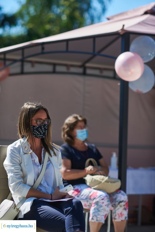 Őz utcai szociális itnézmény projektzárója