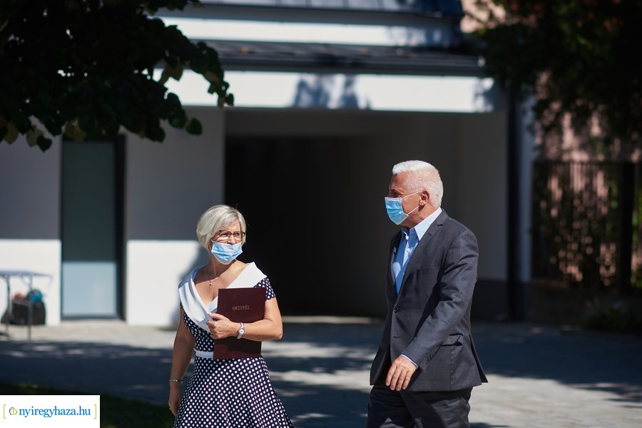 Őz utcai szociális itnézmény projektzárója