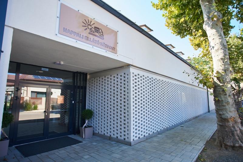 Őz utcai szociális itnézmény projektzárója