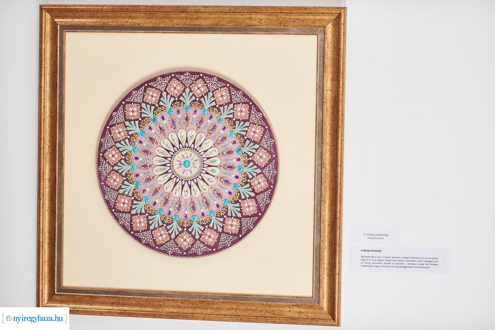 Pál Ágnes mandala kiállítása