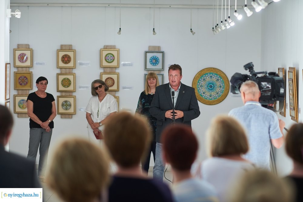 Pál Ágnes mandala kiállítása