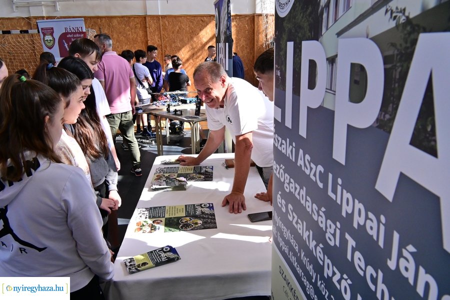 Pályaorientációs nap a Móricz iskolában 20240607