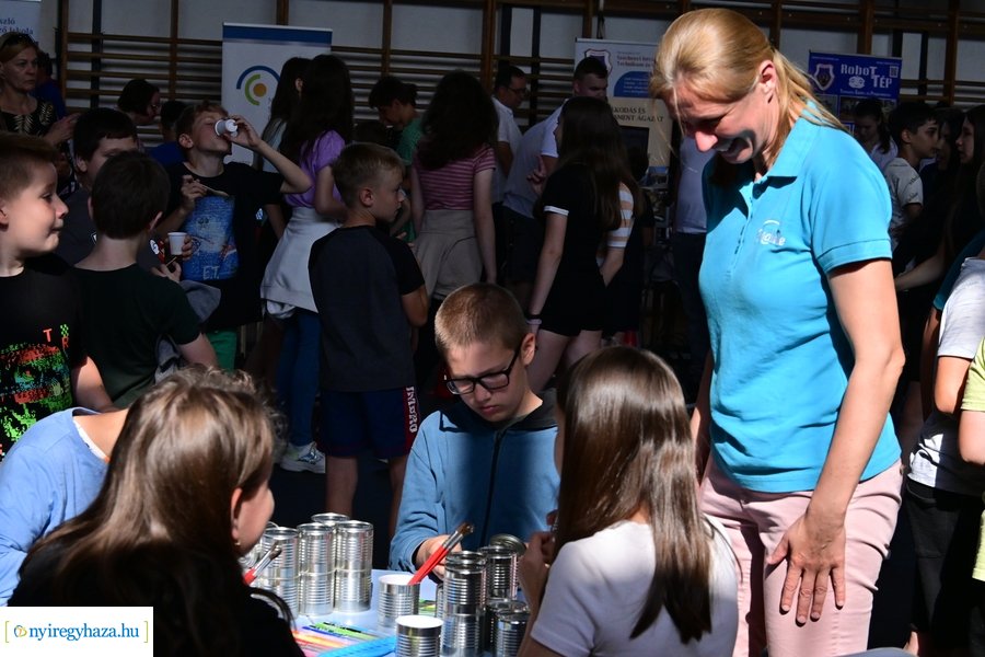 Pályaorientációs nap a Móricz iskolában 20240607