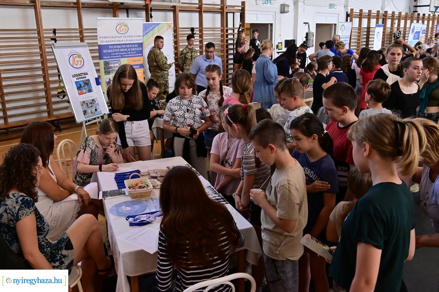 Pályaorientációs nap a Móricz iskolában 20240607