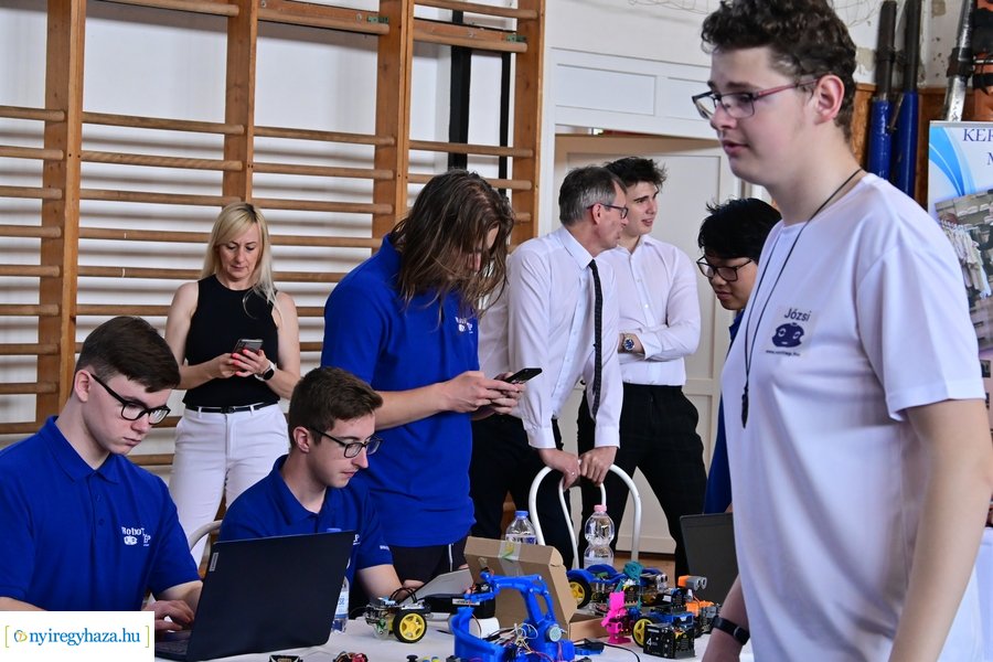 Pályaorientációs nap a Móricz iskolában 20240607