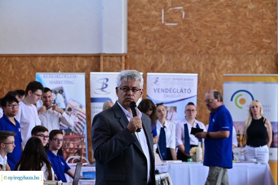 Pályaorientációs nap a Móricz iskolában 20240607