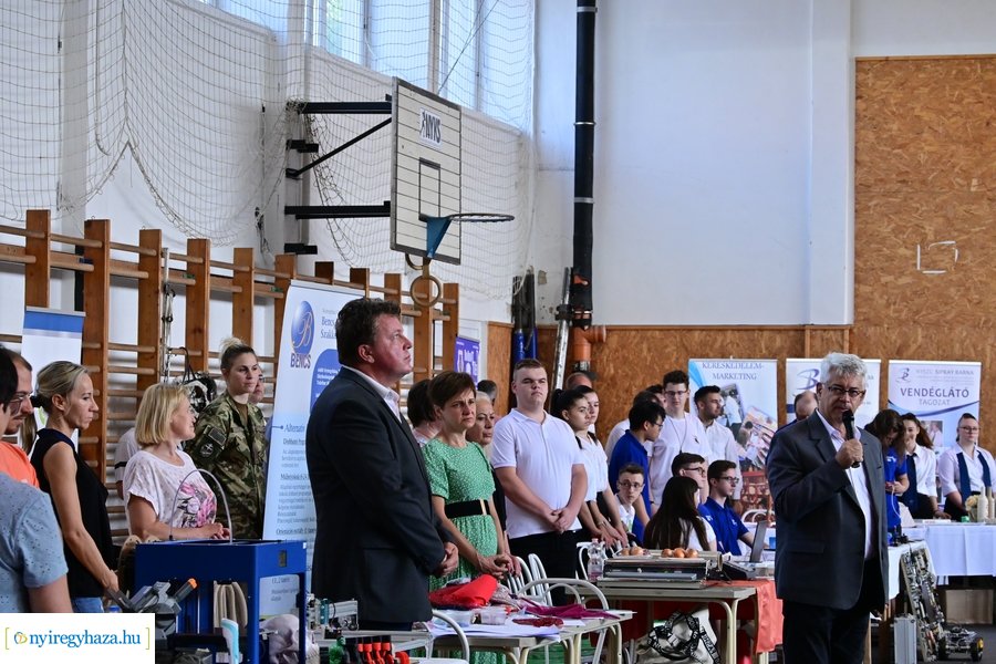 Pályaorientációs nap a Móricz iskolában 20240607