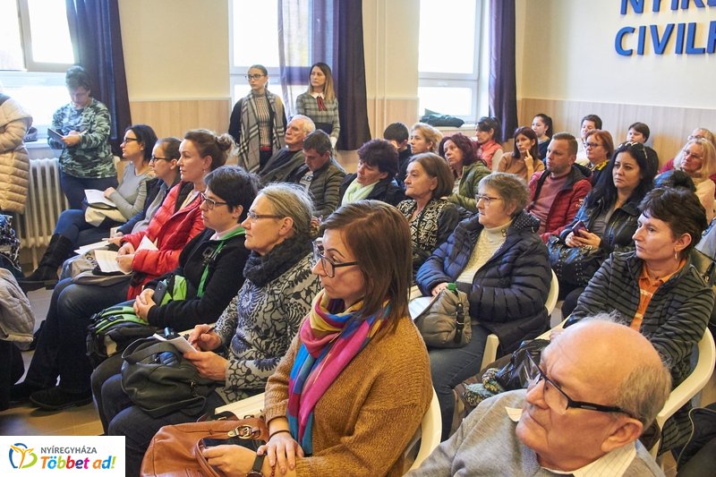 Pályázati tájékoztató önszerveződő közösségeknek