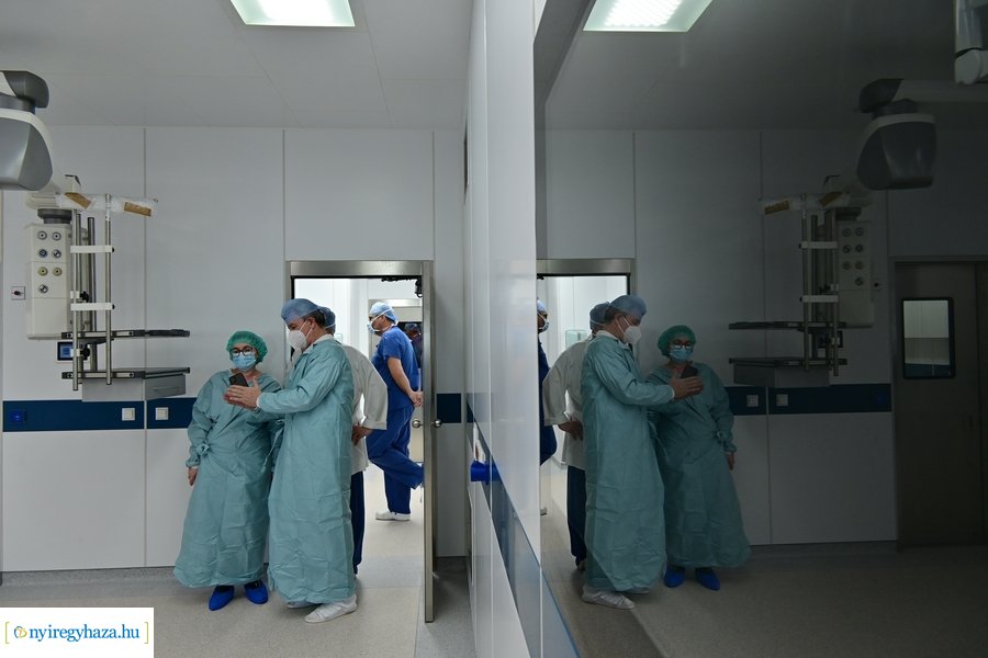 Panelműtők a kórházban