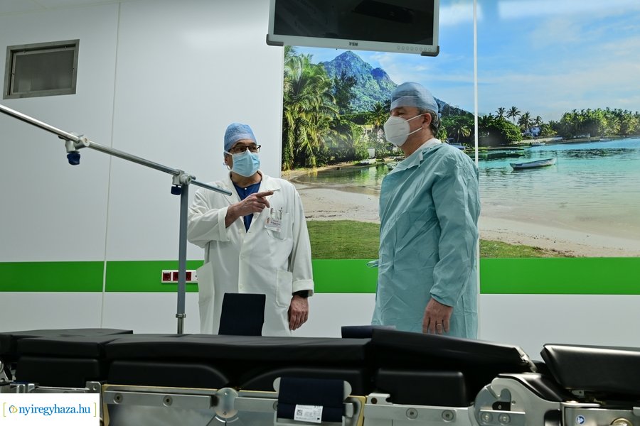 Panelműtők a kórházban