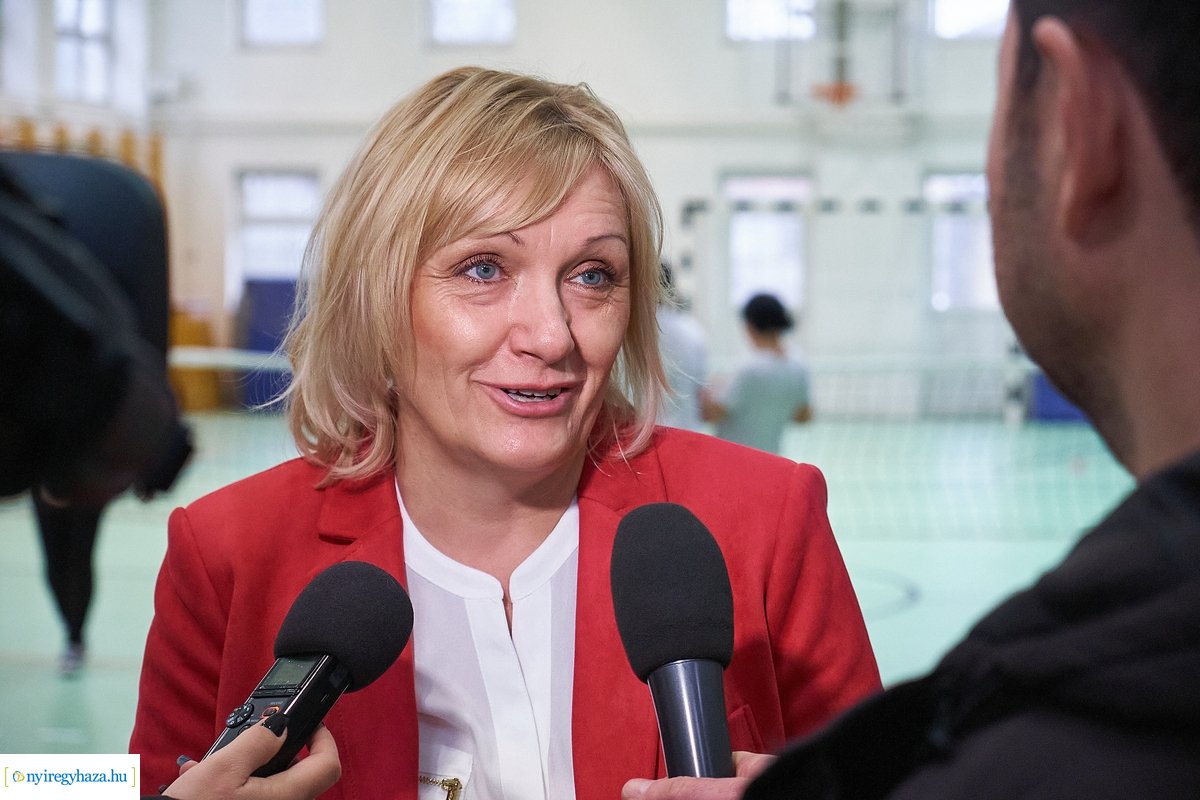 Parasport verseny megnyitó a Bárczi iskolában