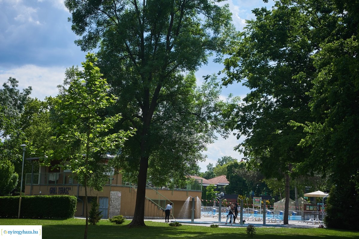 Parkfürdő nyitás beharangozó