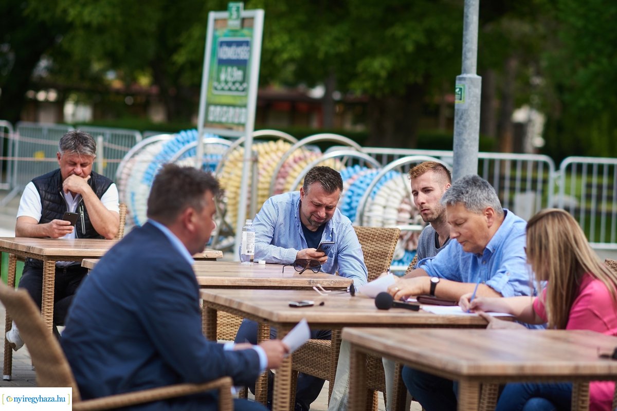 Parkfürdő nyitás beharangozó