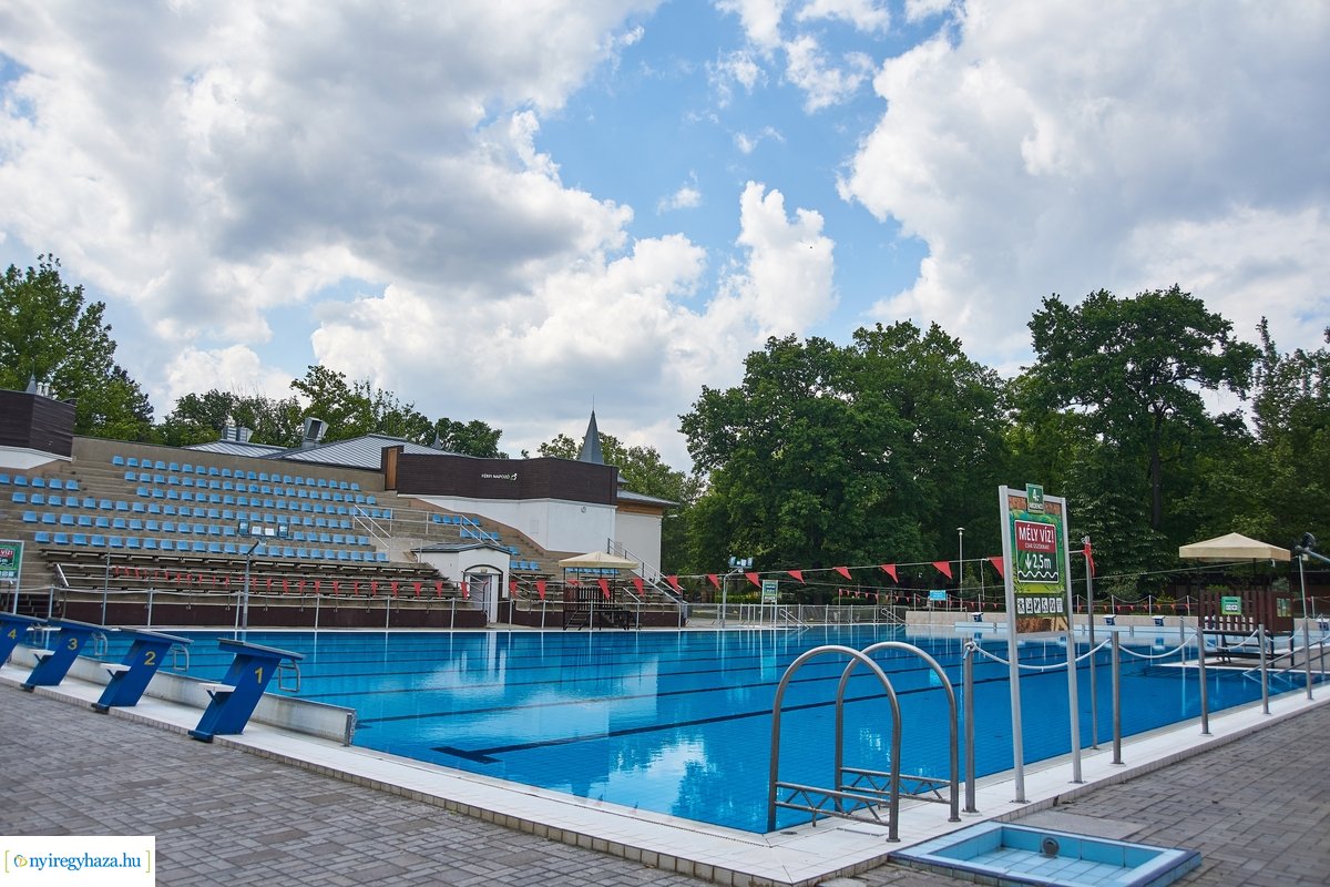 Parkfürdő nyitás beharangozó