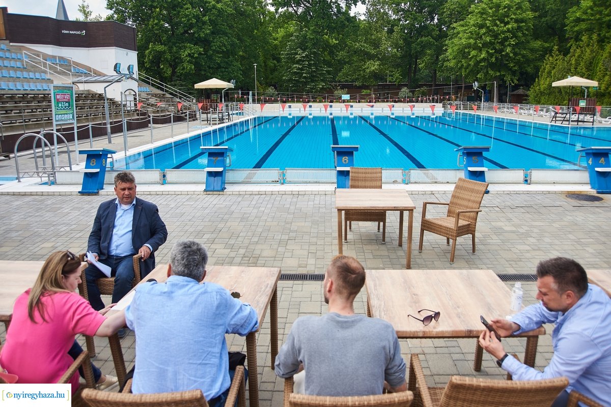 Parkfürdő nyitás beharangozó