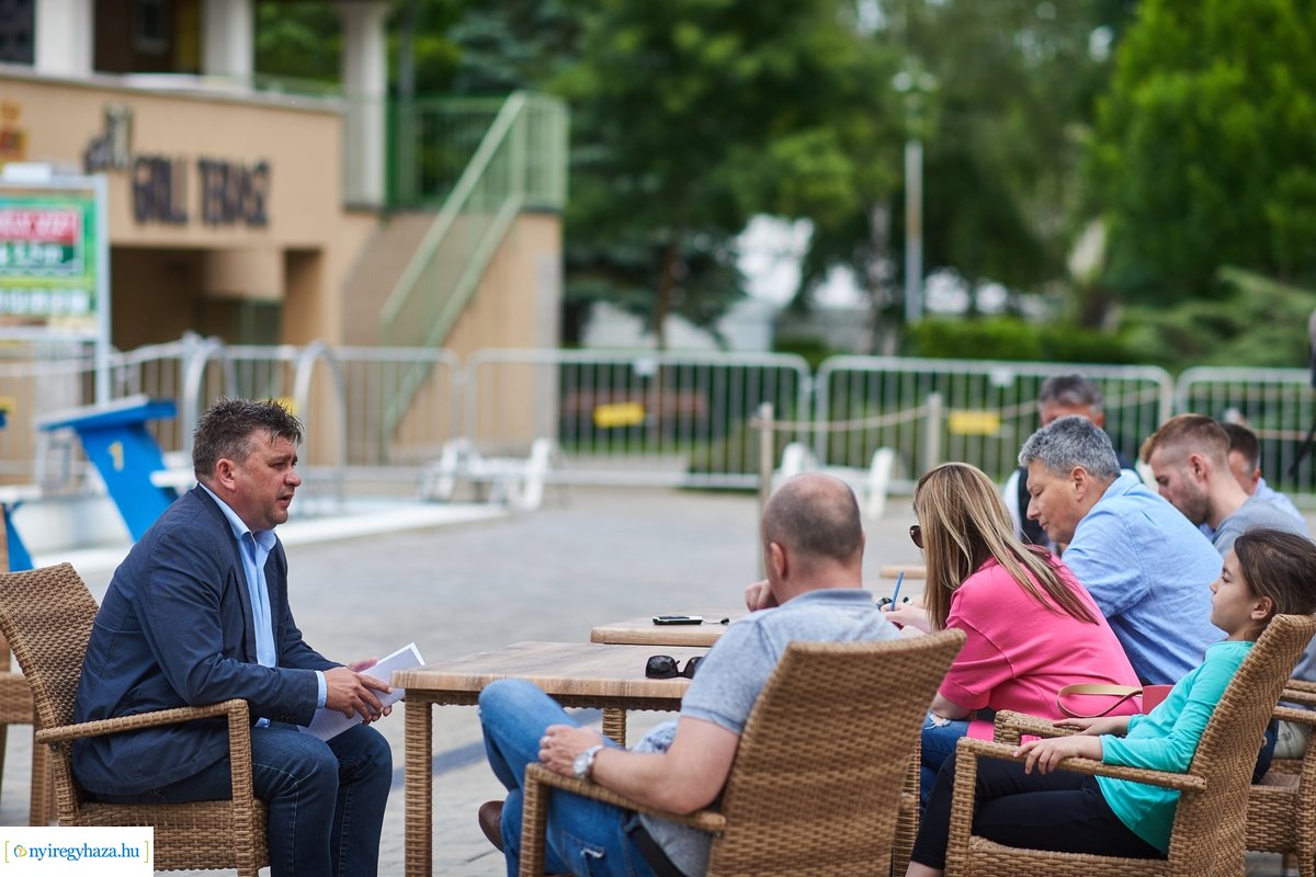 Parkfürdő nyitás beharangozó