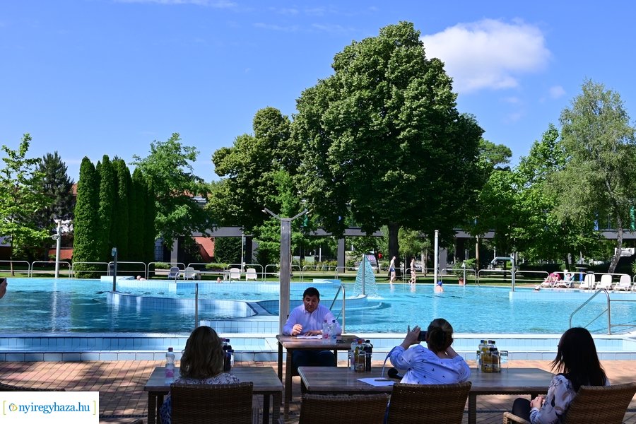 Parkfürdő nyitási tájékoztatója 2024