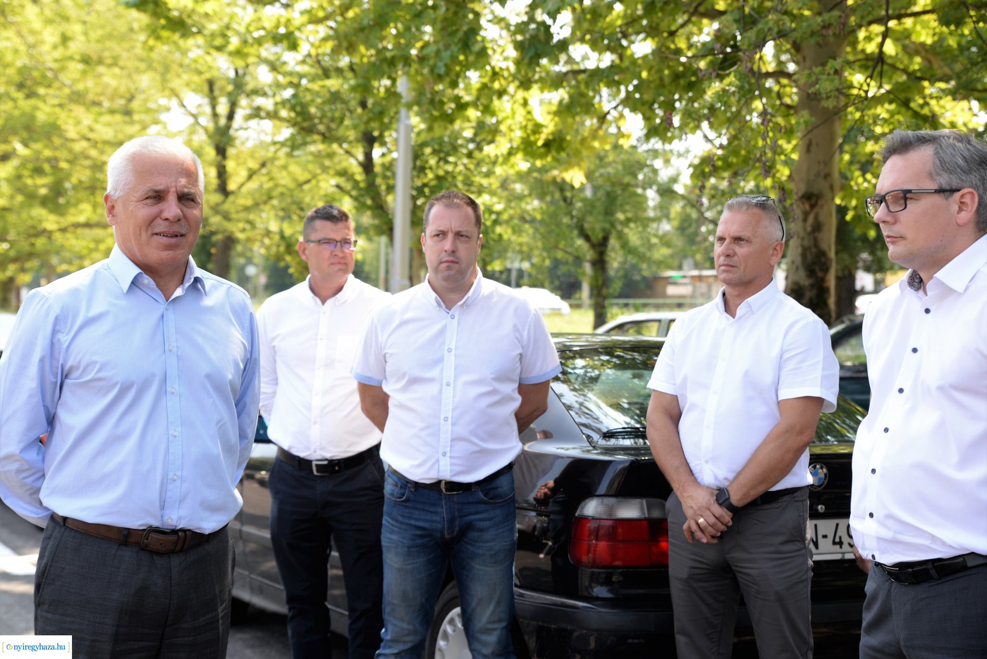 Parkoló átadás a Dunapack előtt