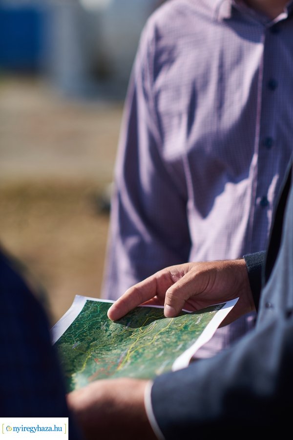 Parlagfű felderítés - sajtótájékoztató
