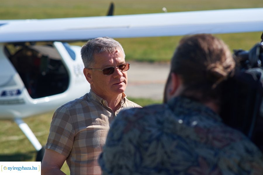 Parlagfű légi felderítése